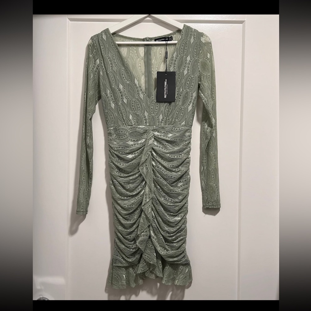 PrettyLittleThing Dress - Picture 3 of 4